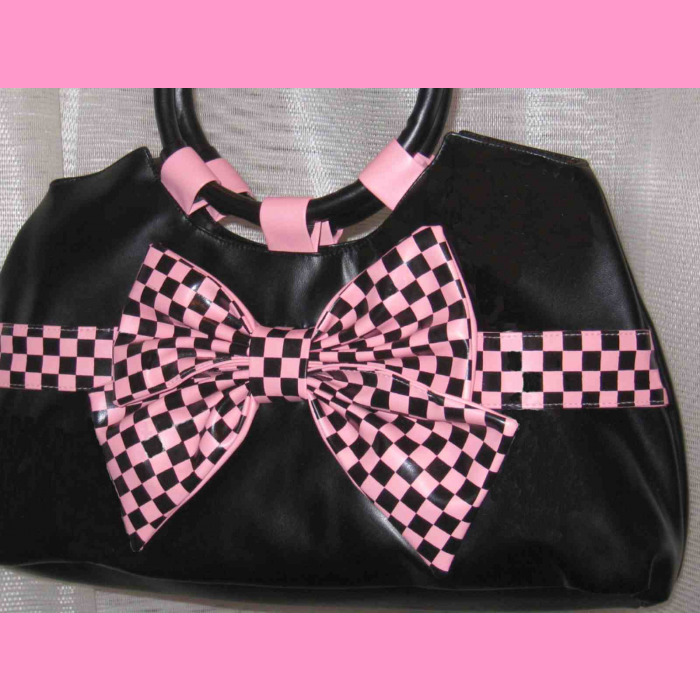 Check Bow Bag, Black with pink bow - Garageland