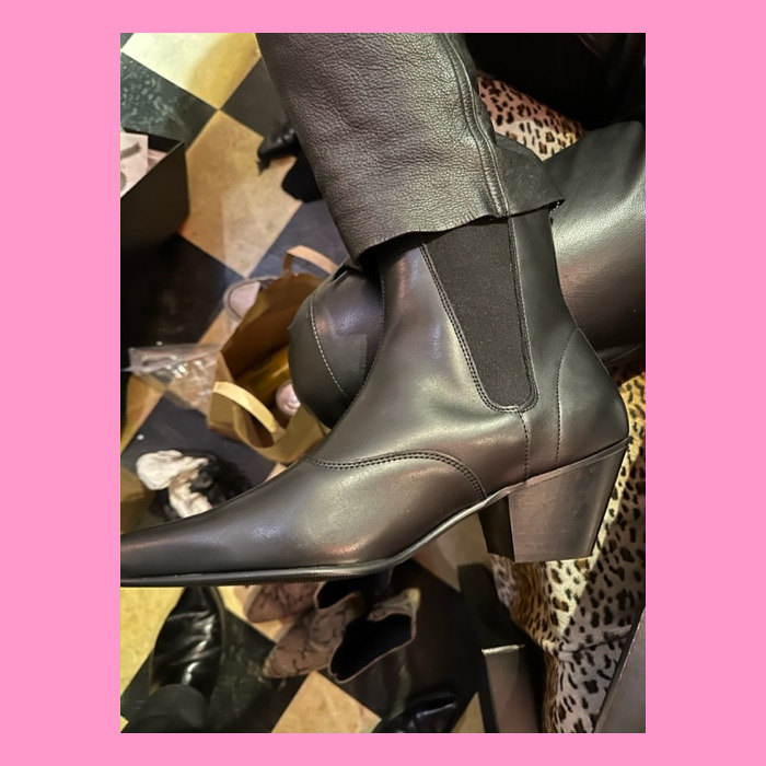 High heel sale chelsea boot