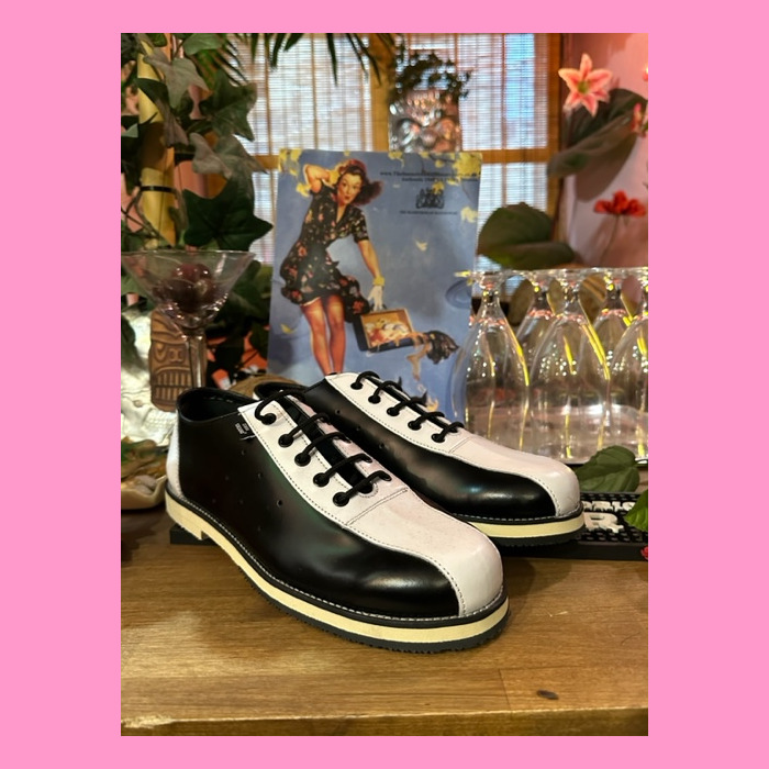 Bowling shoes sales black and white