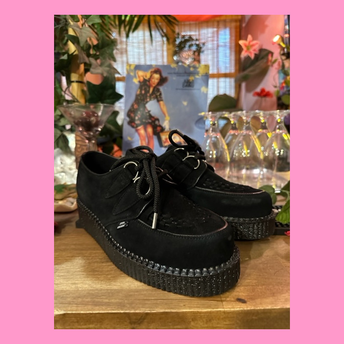 Black suede creeper shoes deals