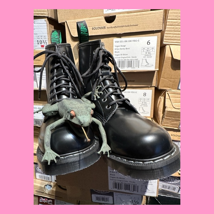 Solovair 8 Hole Soft Cap Derby Boot Black Vegan Garageland
