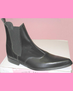 Low Heel Chelsea Boots