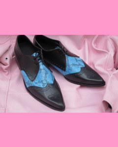 Black leather and blue snake Winkle-Pickers