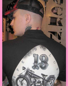 Old Bike print on the back